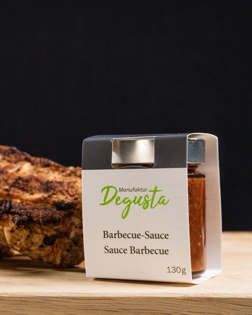 barbecue sauce im glass