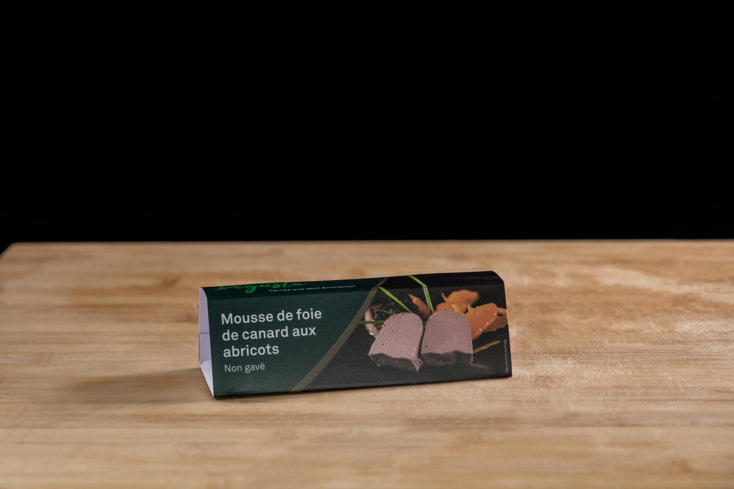 Mousse de foie de canard aux abricots von Degusta Manufaktur in der Verkaufsverpackung